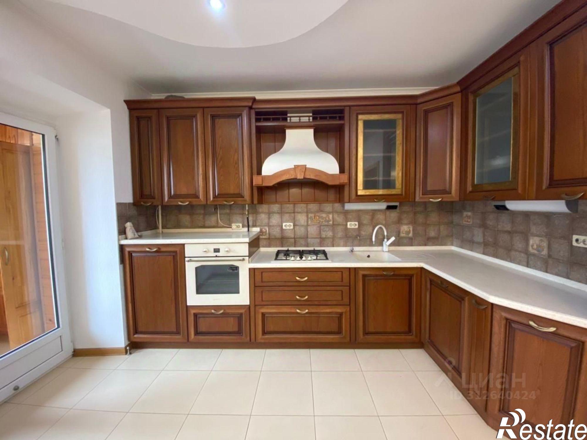 Купить квартиру за 15 300 000 рублей на Баклановский пр-кт, 186