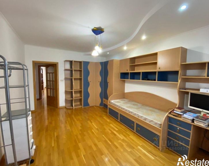 5-комн квартира Баклановский пр-кт, 186,  д. 186