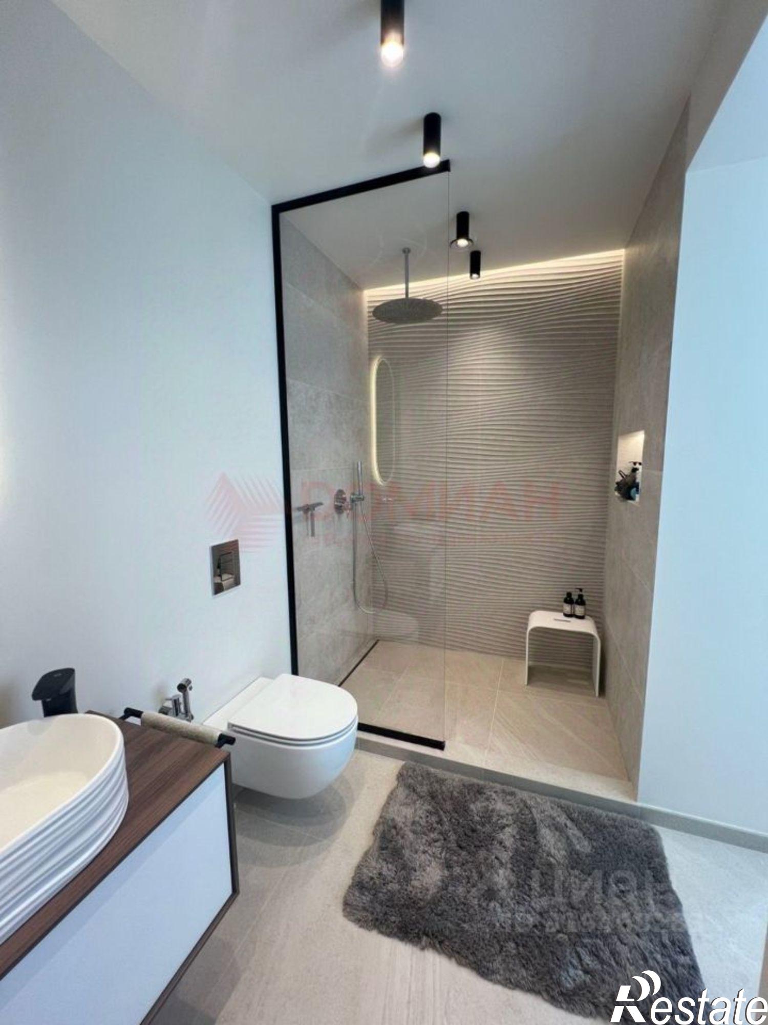 Купить квартиру за 15 700 000 рублей на улица Фрунзе, 82/55