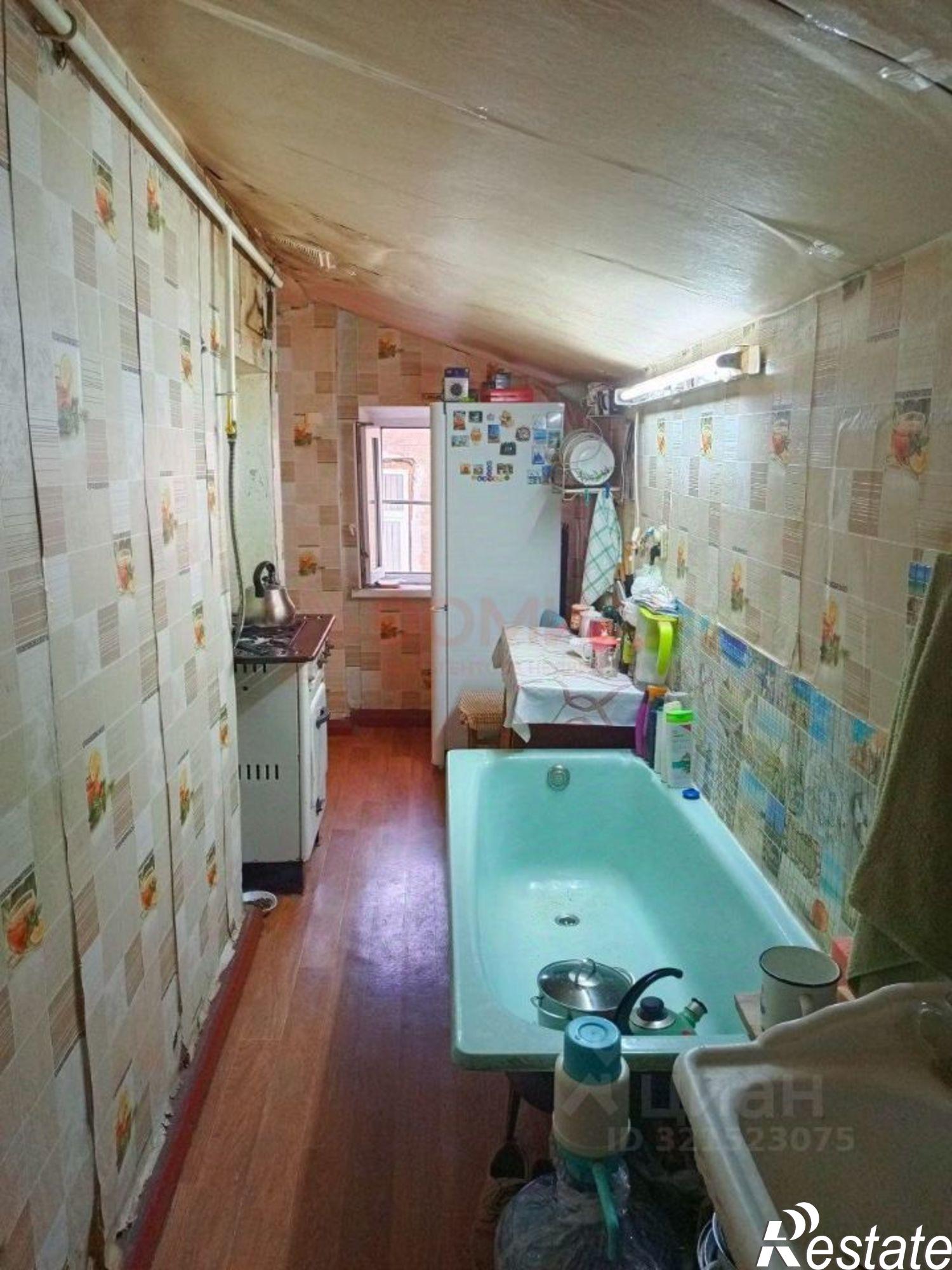 Купить квартиру за 3 000 000 рублей на площадь Ермака, 6