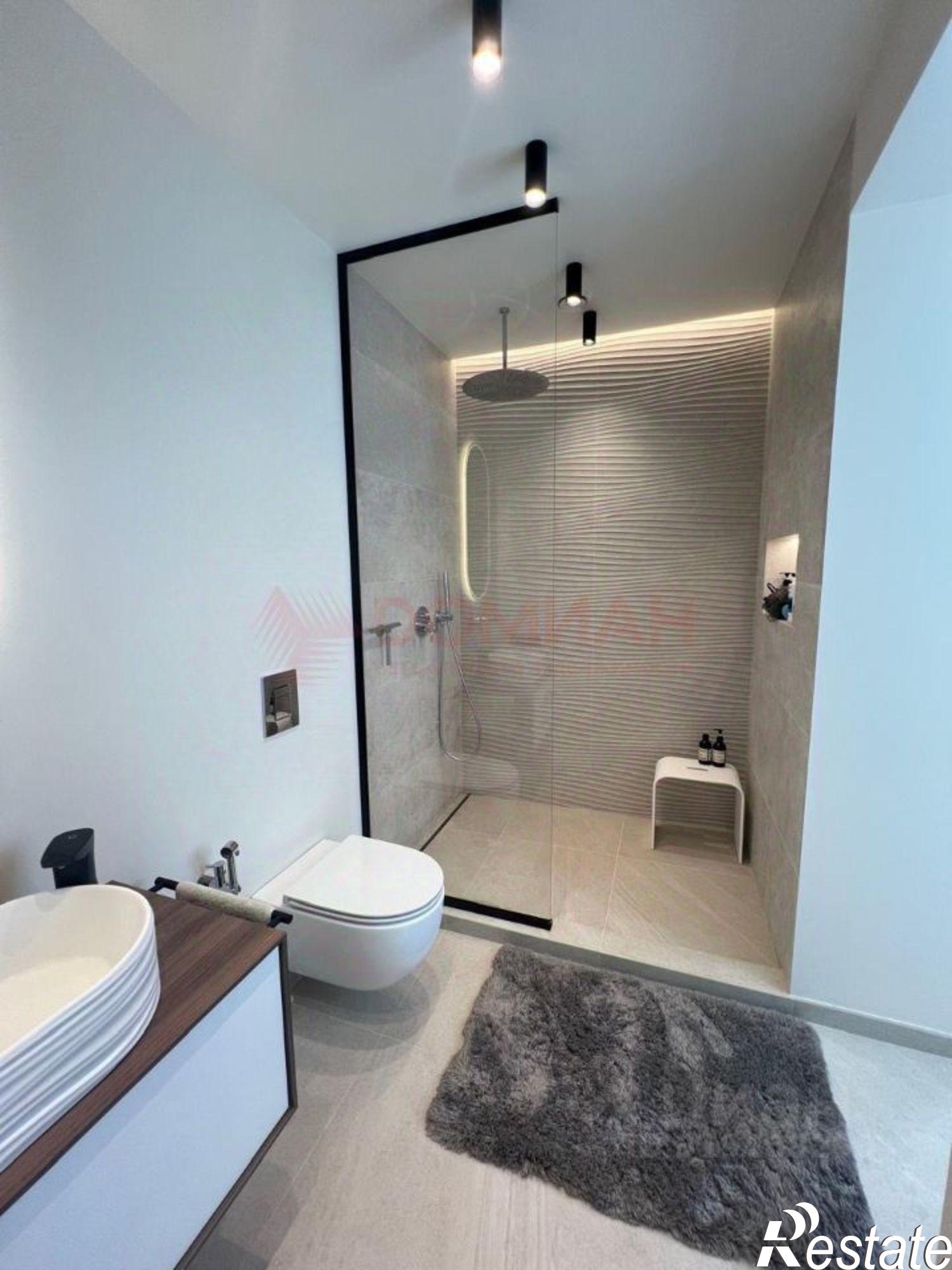 Купить квартиру за 15 700 000 рублей на улица Фрунзе, 82/55