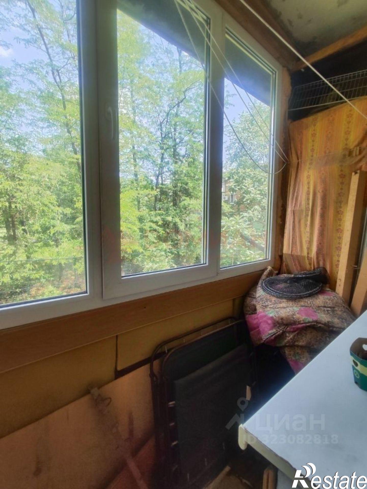 Купить квартиру за 2 400 000 рублей на ул Макаренко, 10а