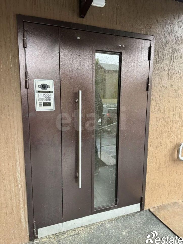 2-комн квартира Баклановский пр-кт, 10,  д. 10