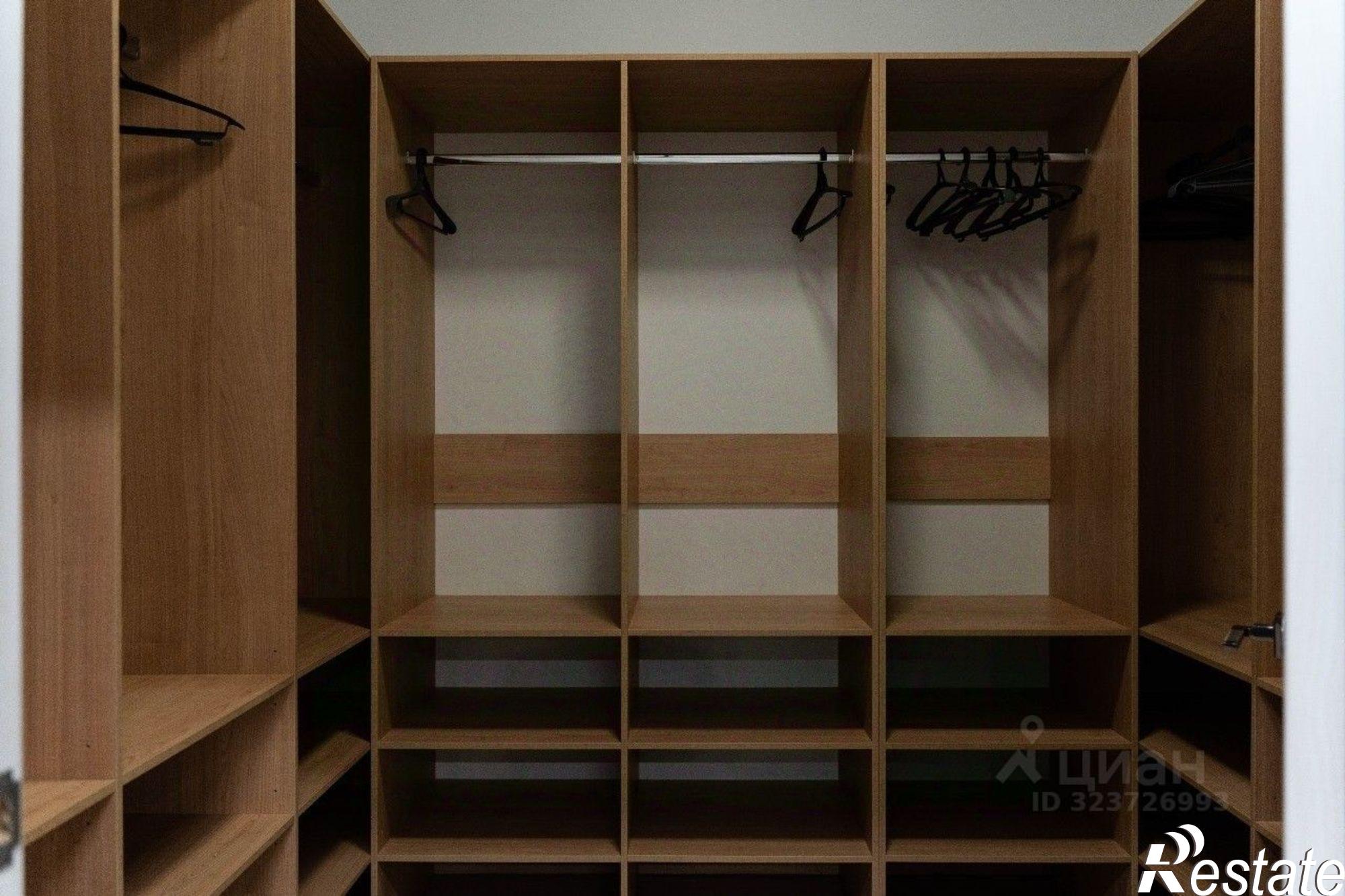 Купить офис, помещение под офис за 27 000 000 рублей на Московская улица, 32