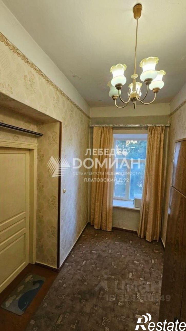 4-комн квартира Платовский пр-кт, 82,  д. 82