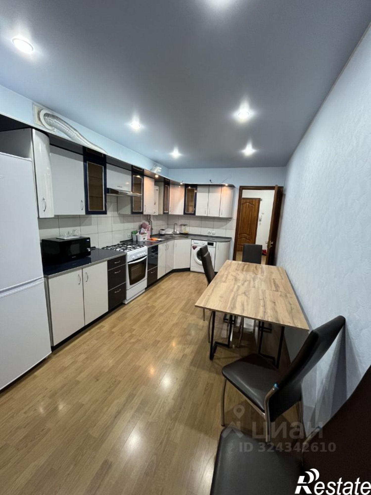 Сдать квартиру за 50 000 рублей на Платовский проспект, 62Д