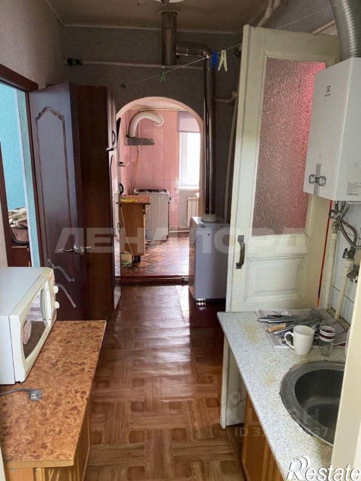 4-комн квартира Кавказская улица, 61,  д. 61