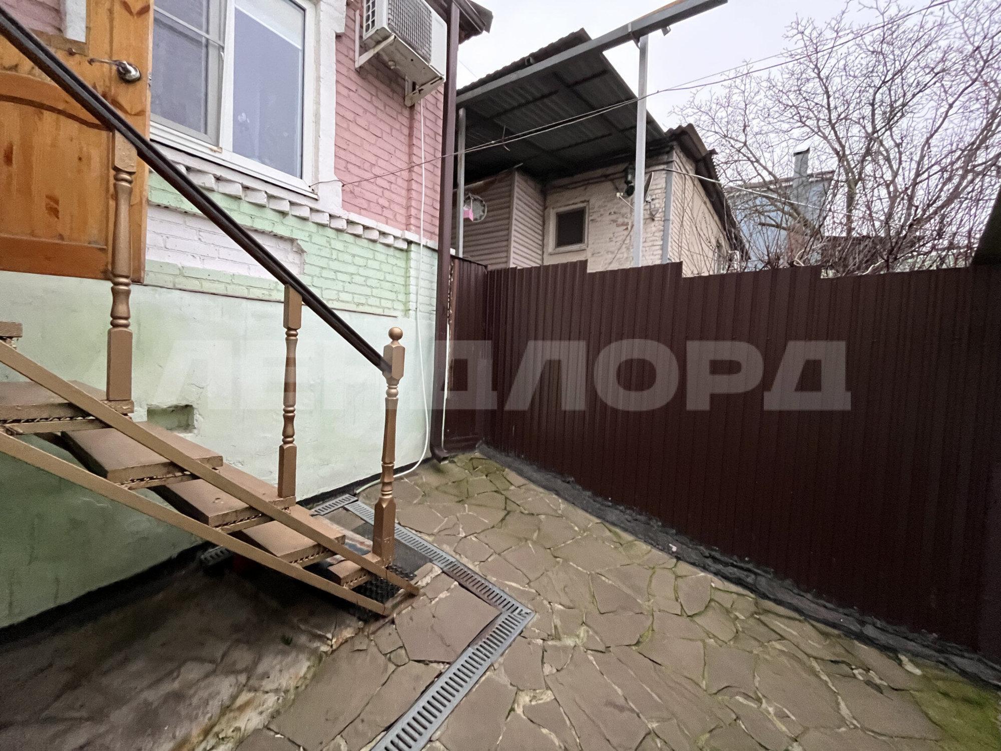 Купить дачу, дом, коттедж за 6 000 000 рублей на Октябрьская улица