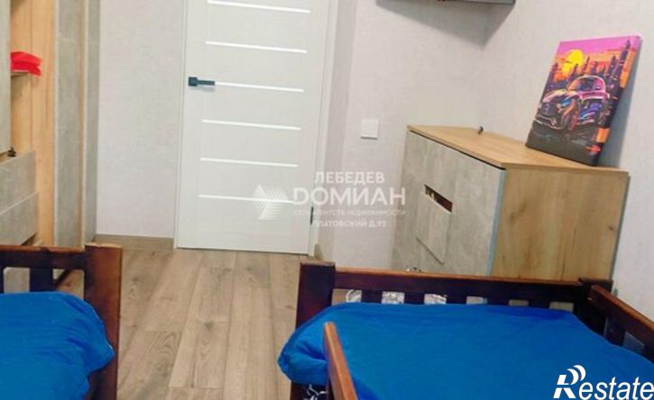 3-комн квартира ул Петрова, 27/1,  д. 27/1