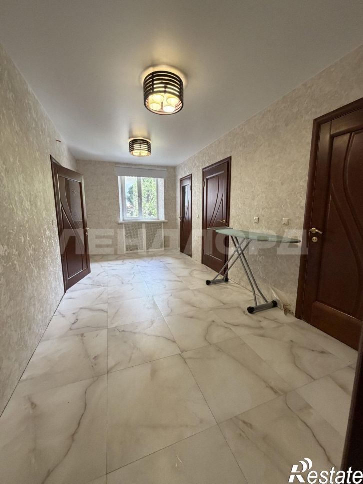 3-комн квартира улица Грекова, 43