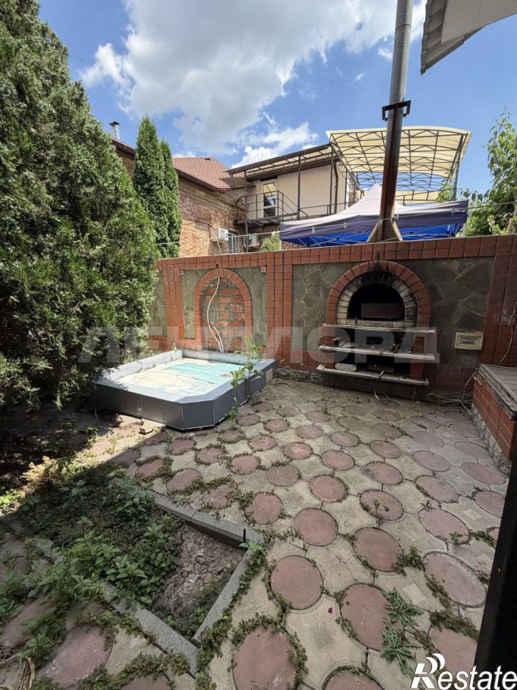 3-комн квартира улица Грекова, 43