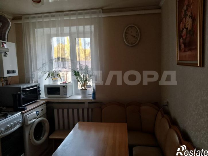 2-комн квартира улица Макаренко, 10А