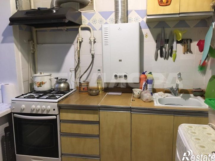 4-комн квартира улица Калинина, 77