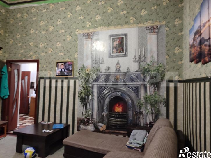 3-комн квартира улица Орджоникидзе, 30