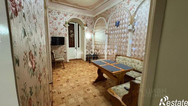 6-комн квартира Платовский пр-кт, 72,  д. 72