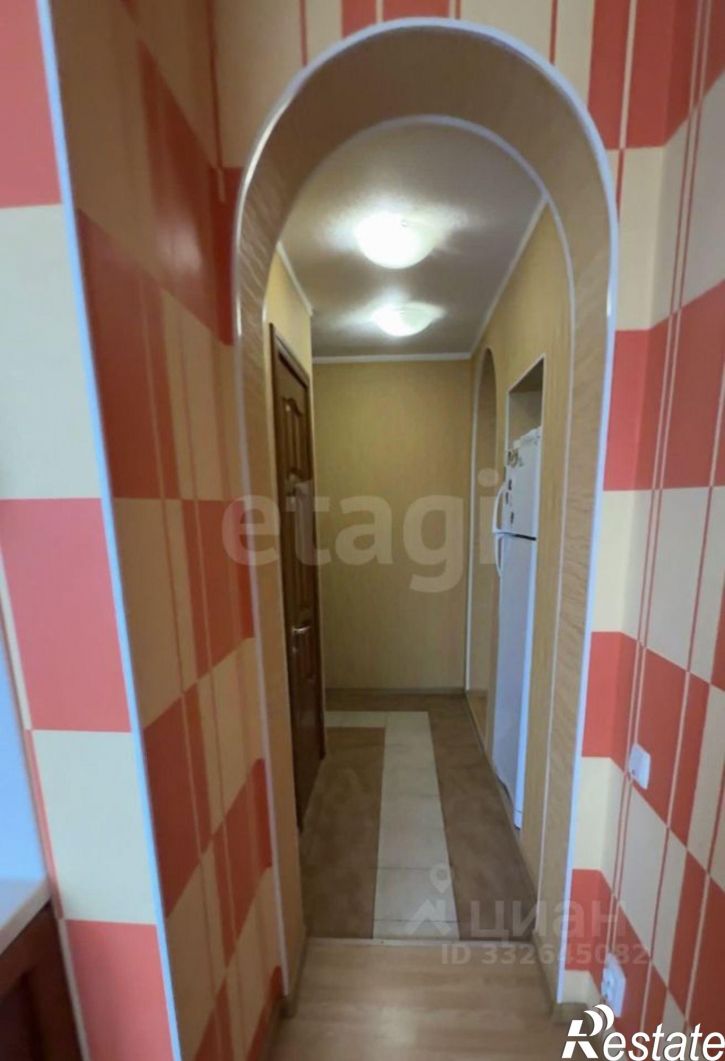 3-комн квартира ул Залесская, 2,  д. 2