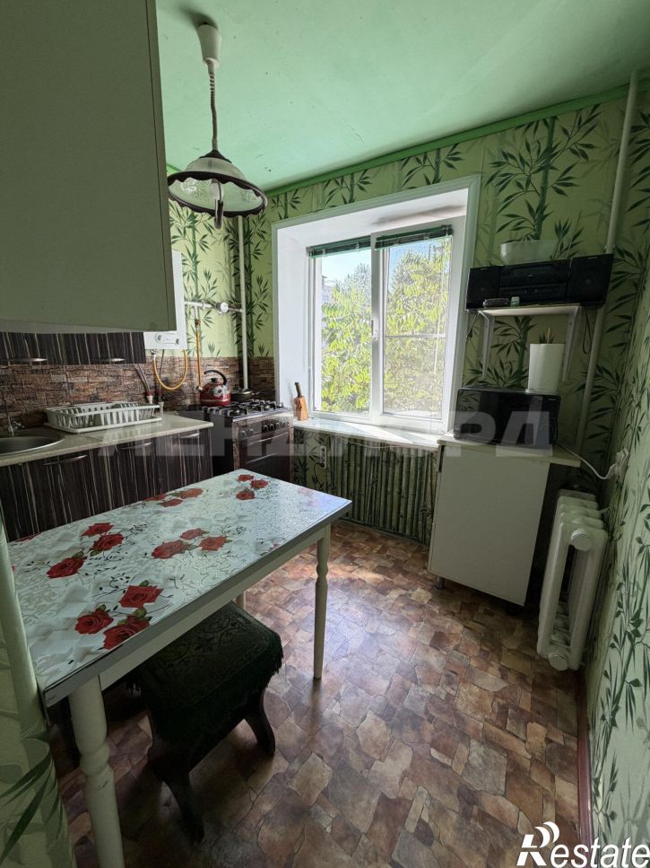 3-комн квартира улица Клещёва, 5