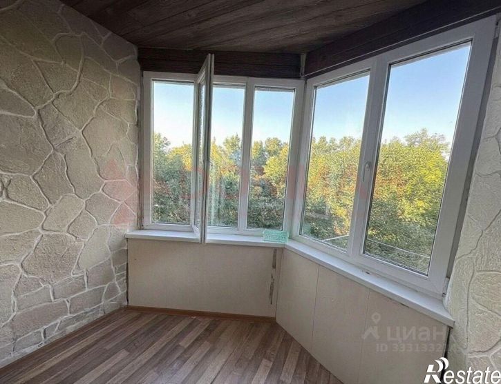 2-комн квартира ул Авиаторов, 12,  д. 12