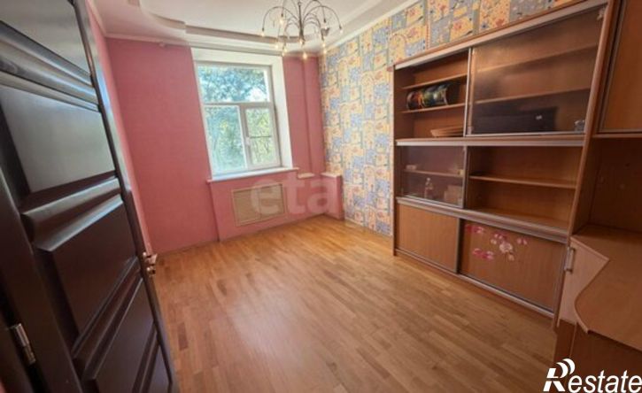 4-комн квартира ул Б.Хмельницкого, 151,  д. 151