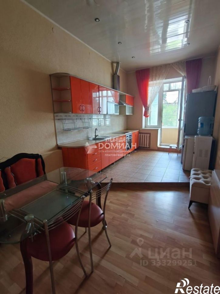 5-комн квартира Платовский пр-кт, 82,  д. 82