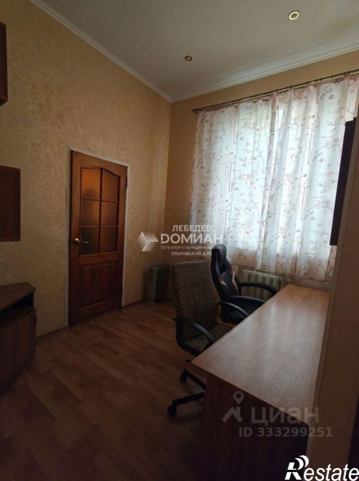 5-комн квартира Платовский пр-кт, 82,  д. 82