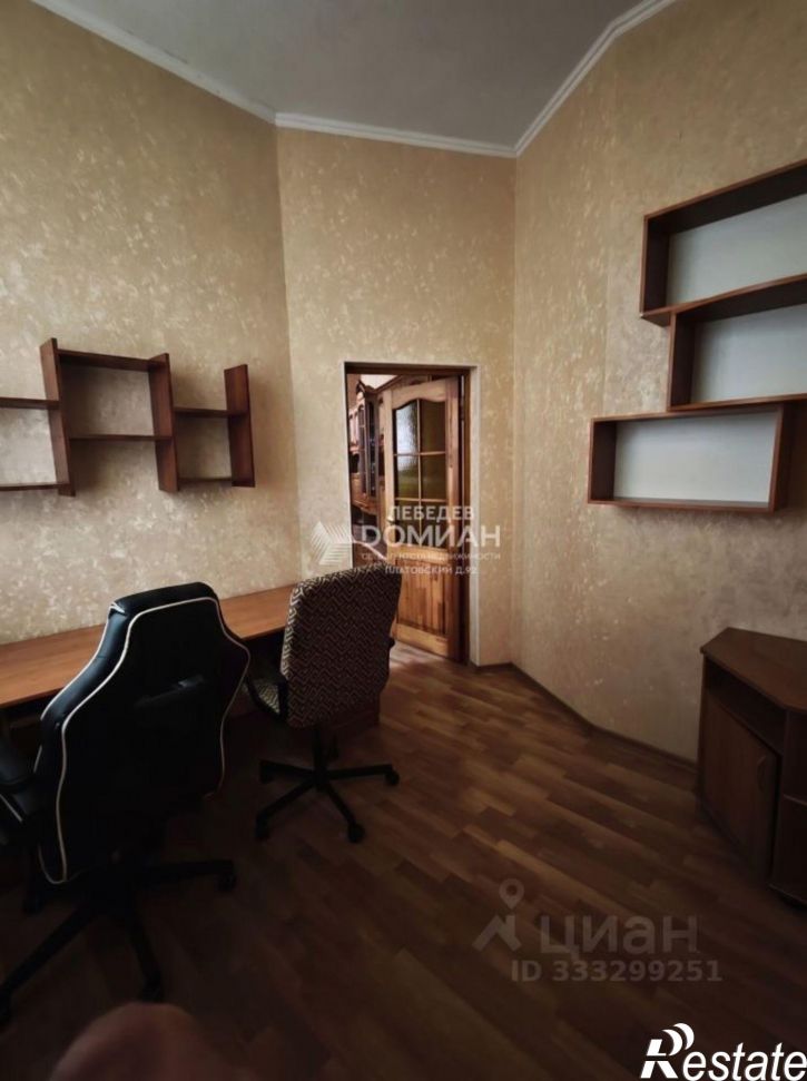 5-комн квартира Платовский пр-кт, 82,  д. 82