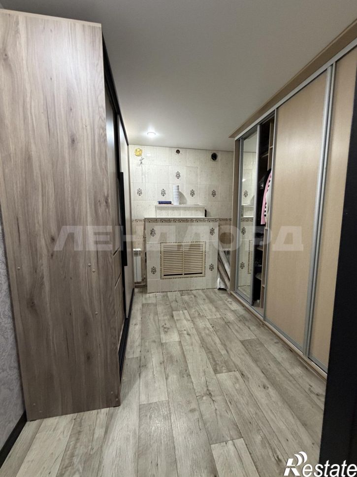 3-комн квартира улица Грекова, 43