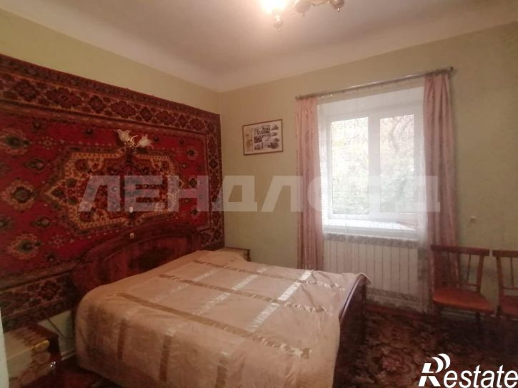 3-комн квартира улица Орджоникидзе, 109