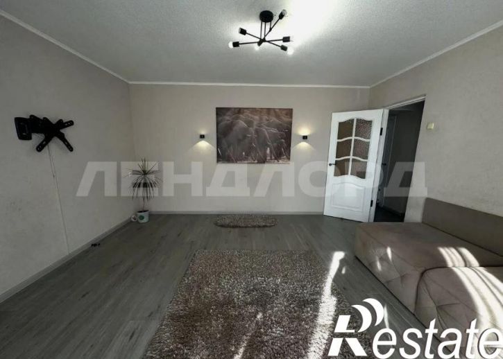 3-комн квартира Поворотная улица, 11
