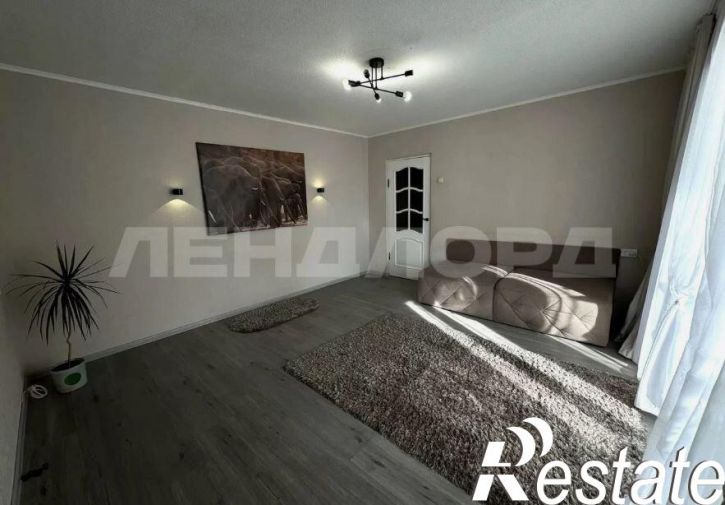 3-комн квартира Поворотная улица, 11