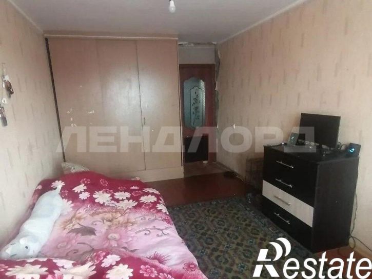 3-комн квартира улица Авиаторов, 12