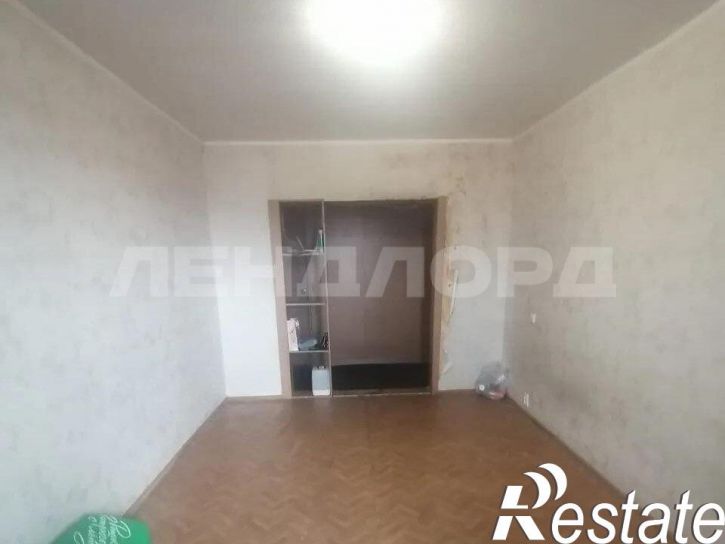 3-комн квартира улица Авиаторов, 12