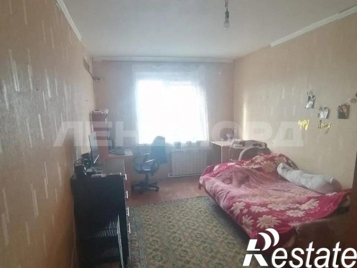 3-комн квартира улица Авиаторов, 12