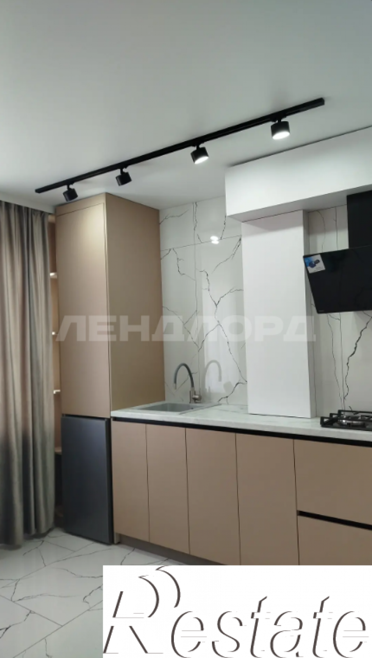 2-комн квартира улица Макаренко, 40