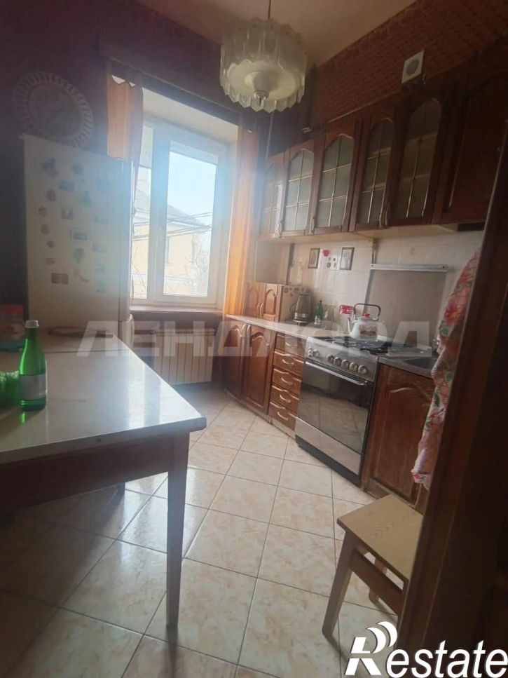 2-комн квартира проспект Ермака, 36