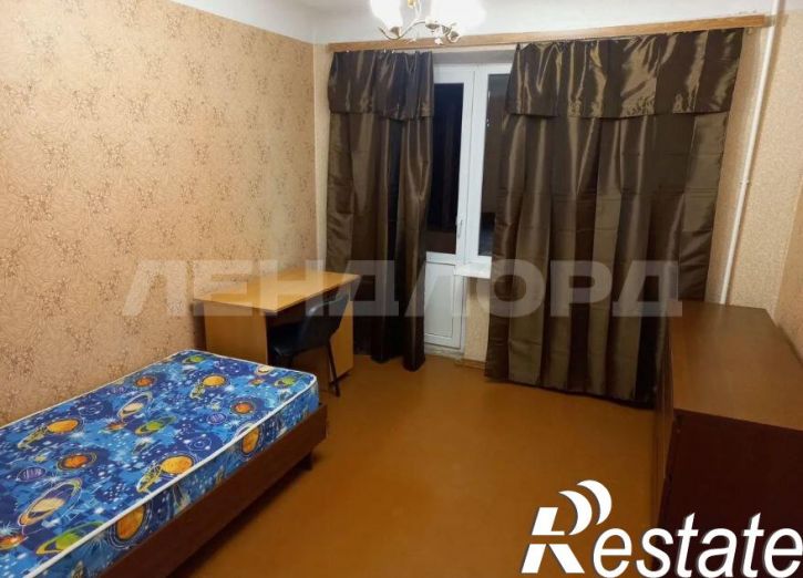 4-комн квартира Кавказская улица, 56