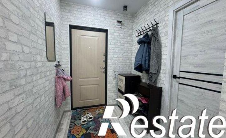 2-комн квартира улица Петрова, 4,  д. 4