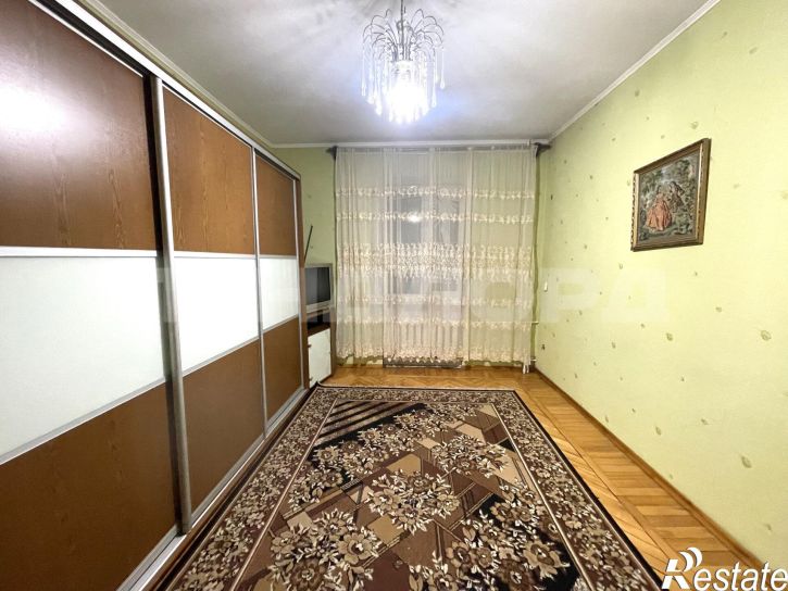 3-комн квартира улица С.В. Мацоты, 75