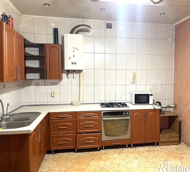 3-комн квартира улица С.В. Мацоты, 75